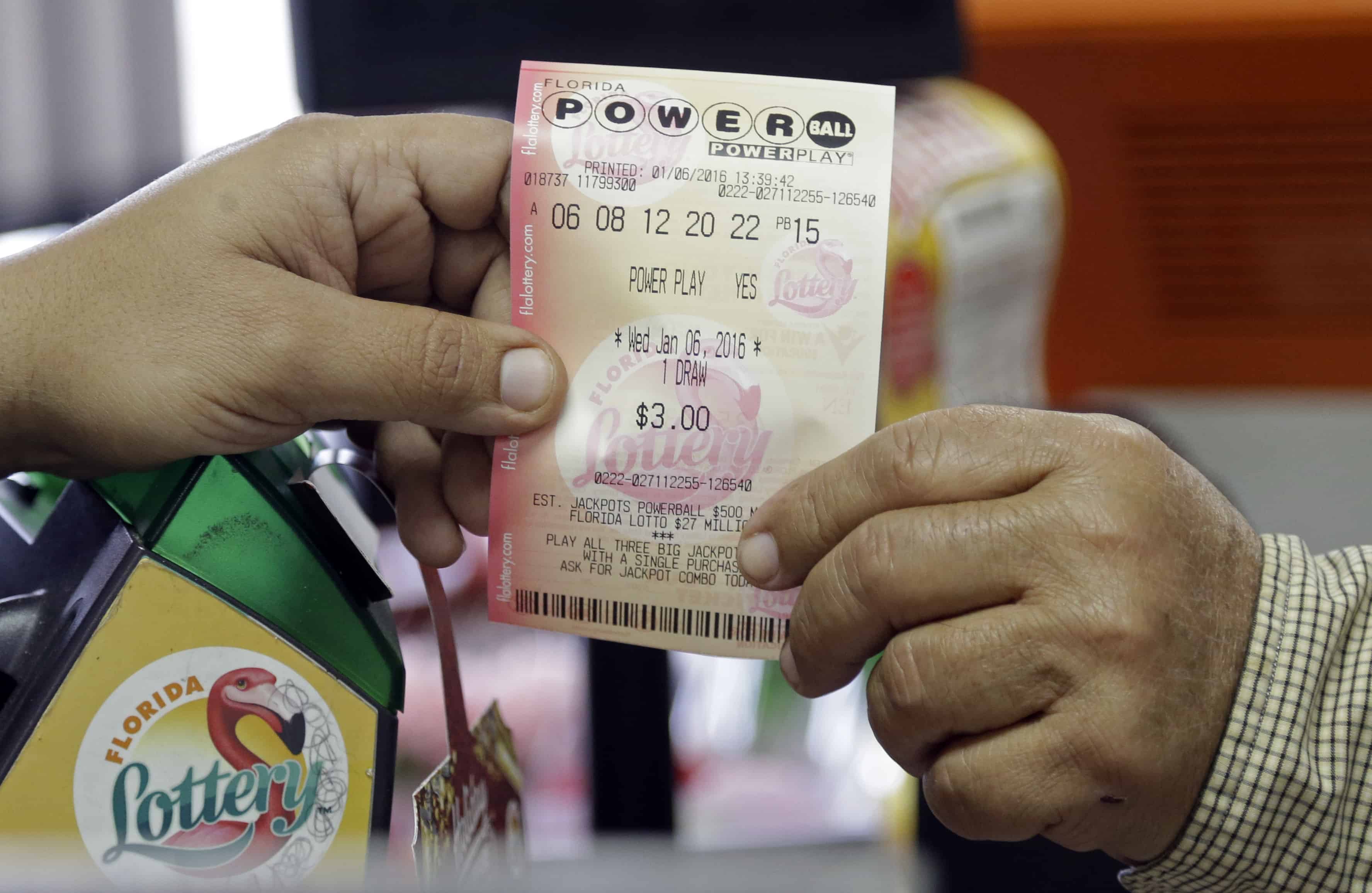 Лотерея сша. Американская лотерея. Powerball лотерея. Американский лотерейный билет. Лотерея пауэрбол США.