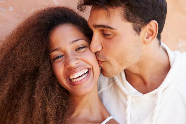 7-signs-your-relationship-is-officially-out-of-the-honeymoon-phase