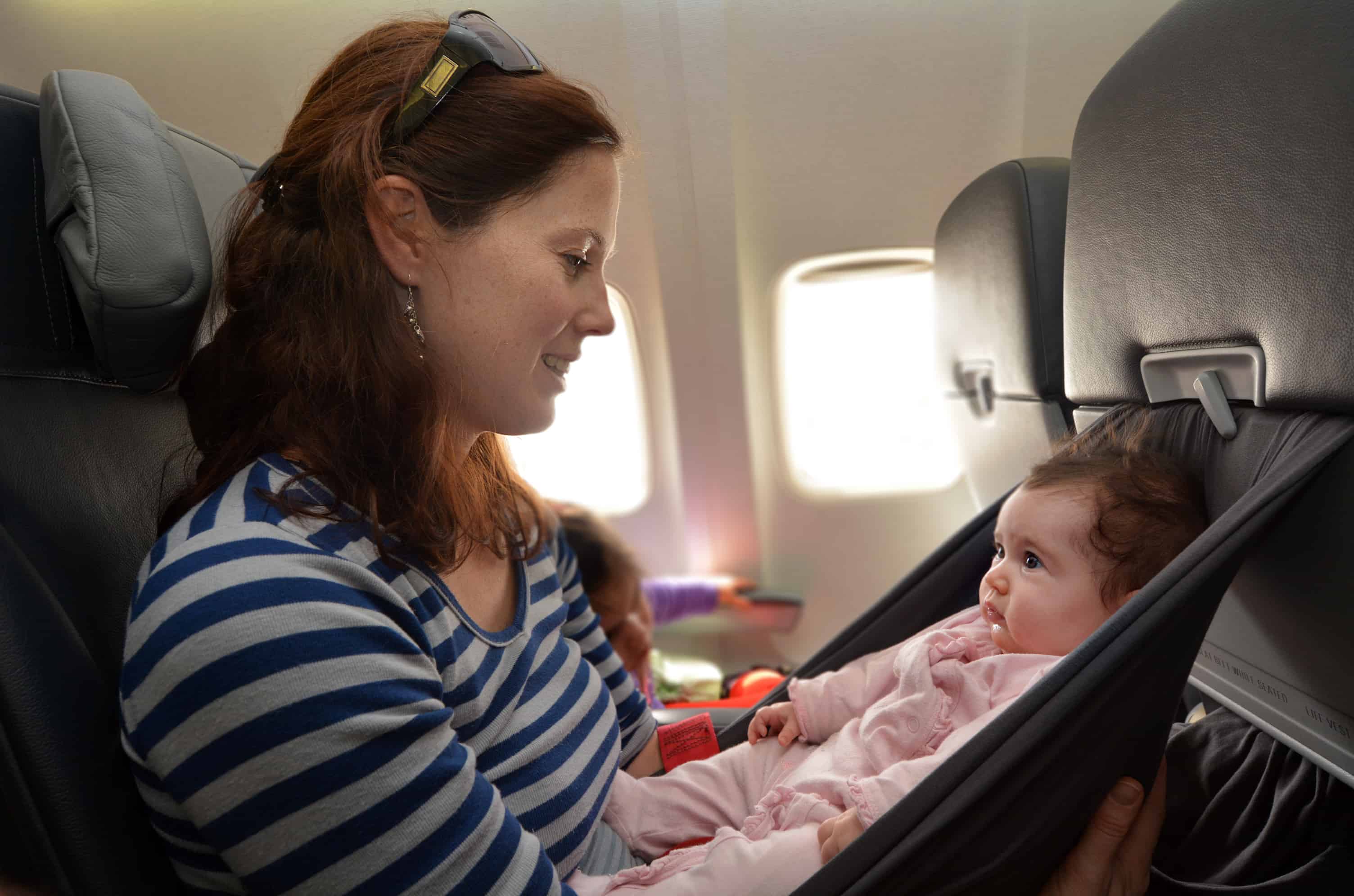 Traveling with a baby? Read these 10 essential traveling tips first