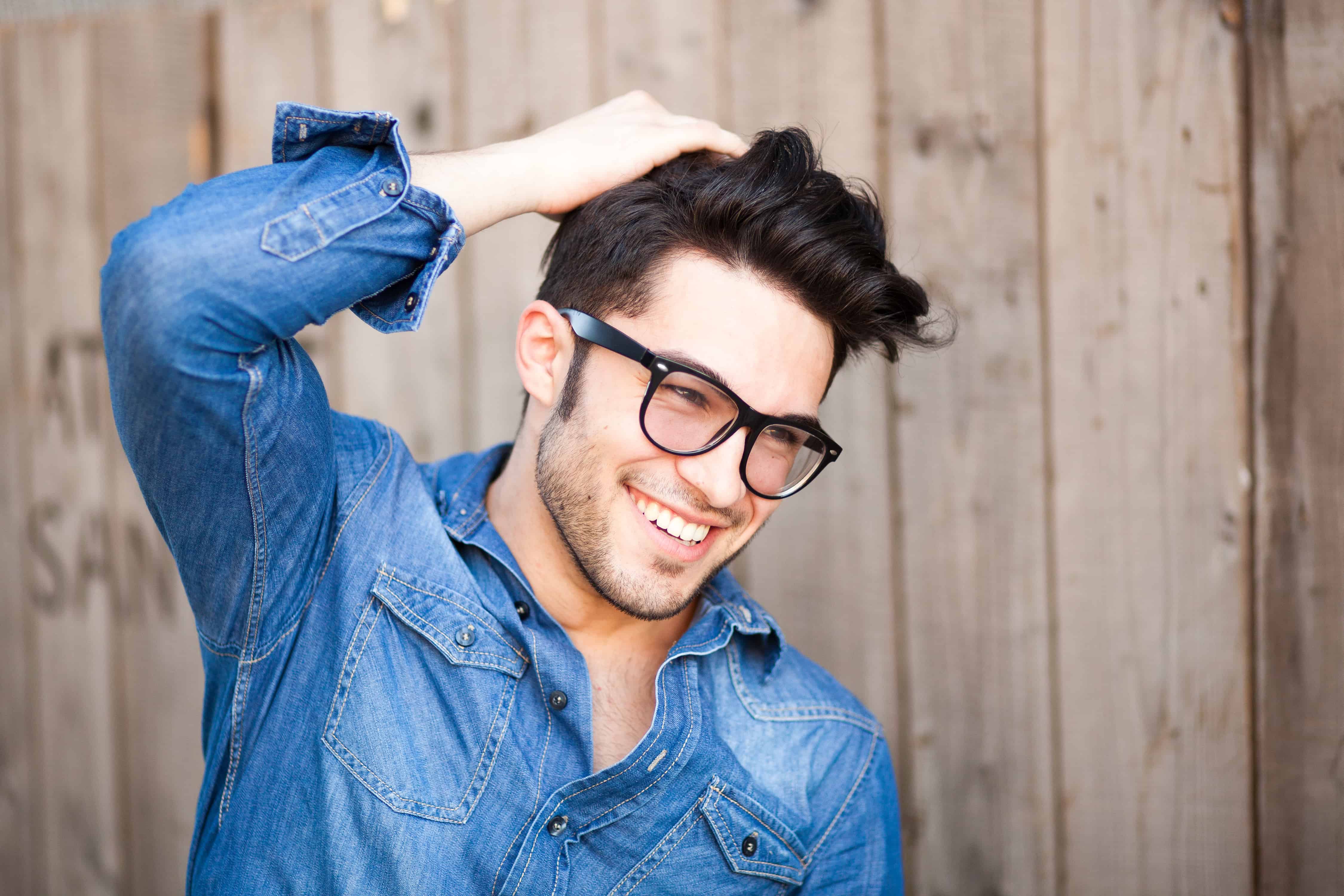 20 things guys unknowingly do that make them super attractive.