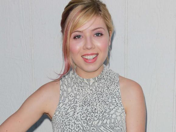 Icarly Star Speaks Out On Abusive Relationship With Her Late Mother